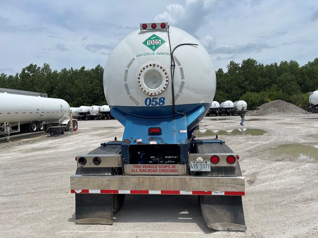 Superior NH3 Transport 10,450 Gallon Tanker Trailer